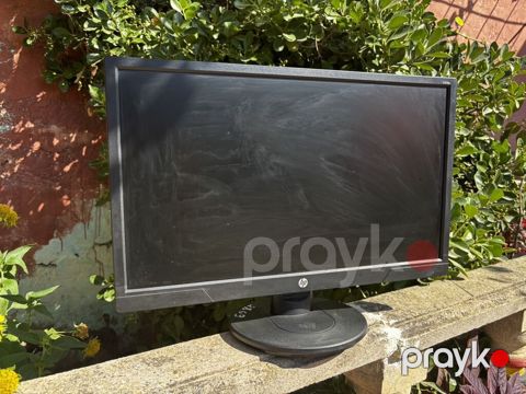HP monitor – model V233a - Ekran diaqonalı: 23" (təxmini 58 sm) — Digah