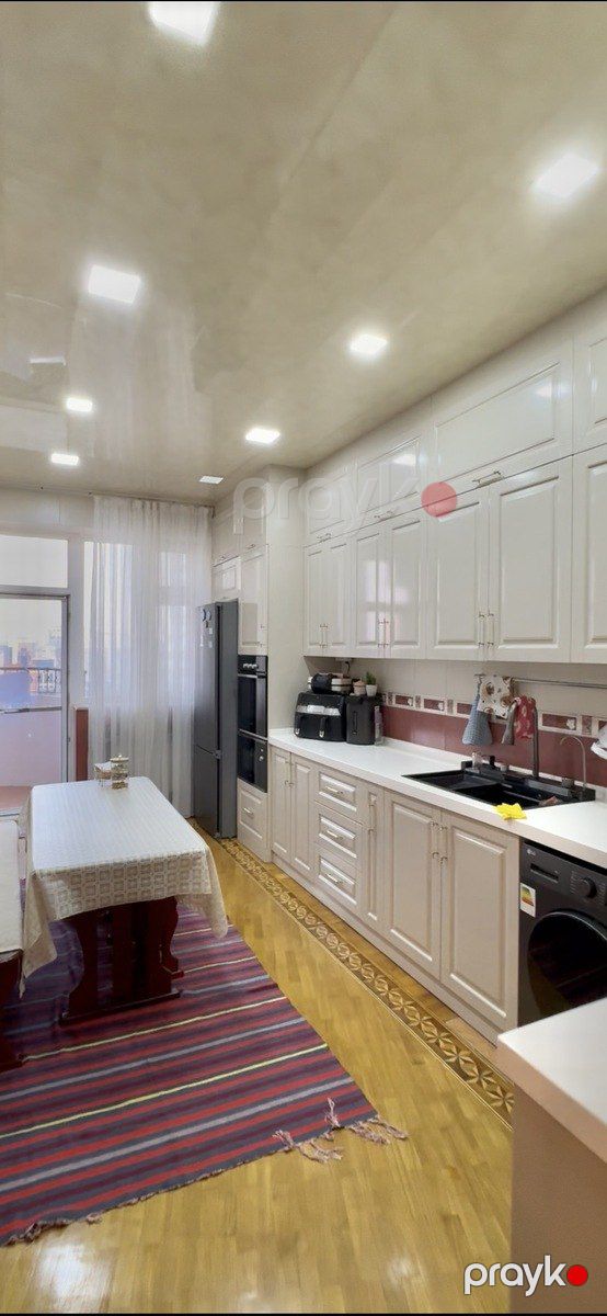 Satılır 4 otaqlı köhnə tikili 146 m² — Mənzil, Bakı (3)