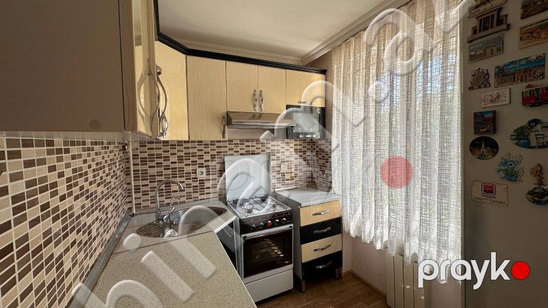 2 otaqlı Köhnə tikili, Satış, Bakı, Yasamal, Elmlər Akademiyası — Mənzil, Bakı (8)