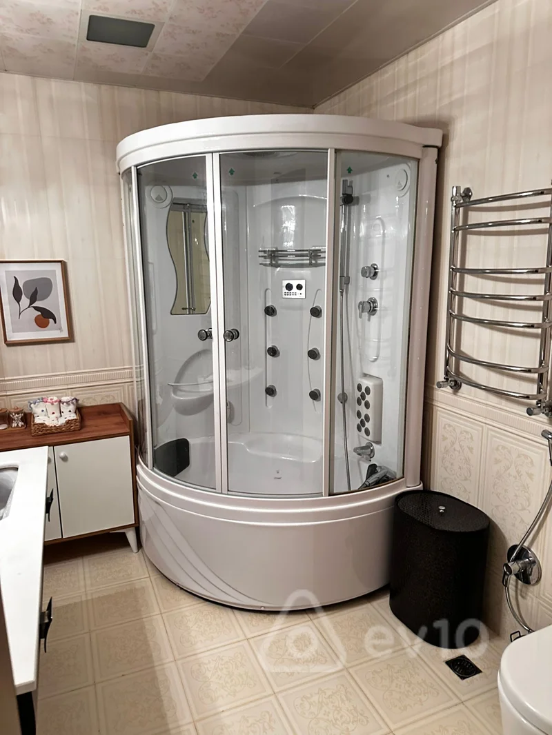 3 otaqlı mənzil, 140 m², Təbriz küç — kirayə — Mənzil, Bakı (9)