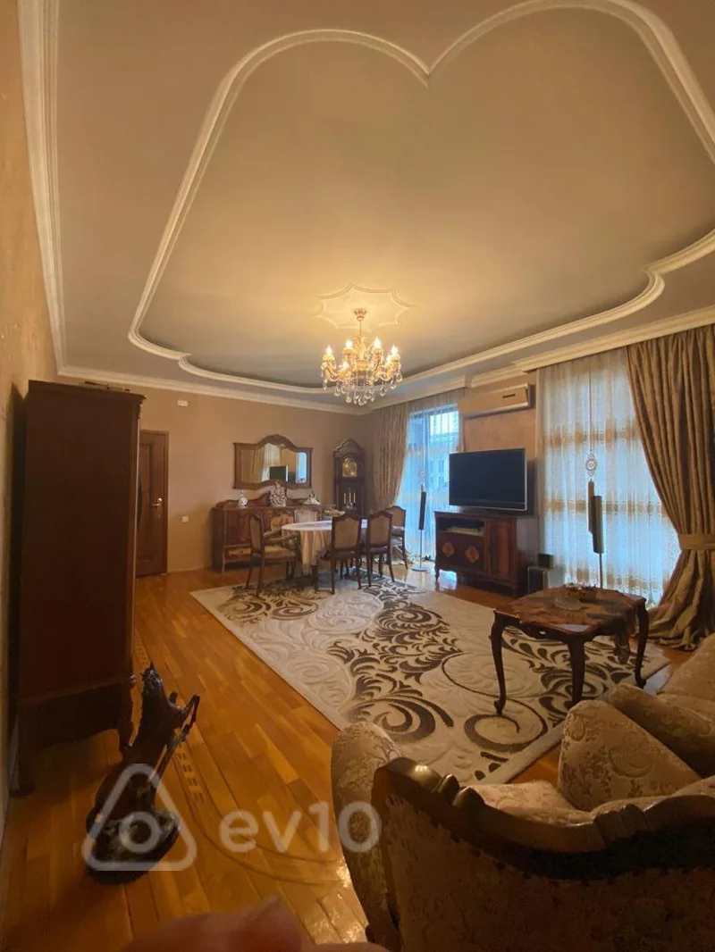 3 otaqlı mənzil, 136 m², koroglu rehimov 17 — Mənzil, Bakı (8)