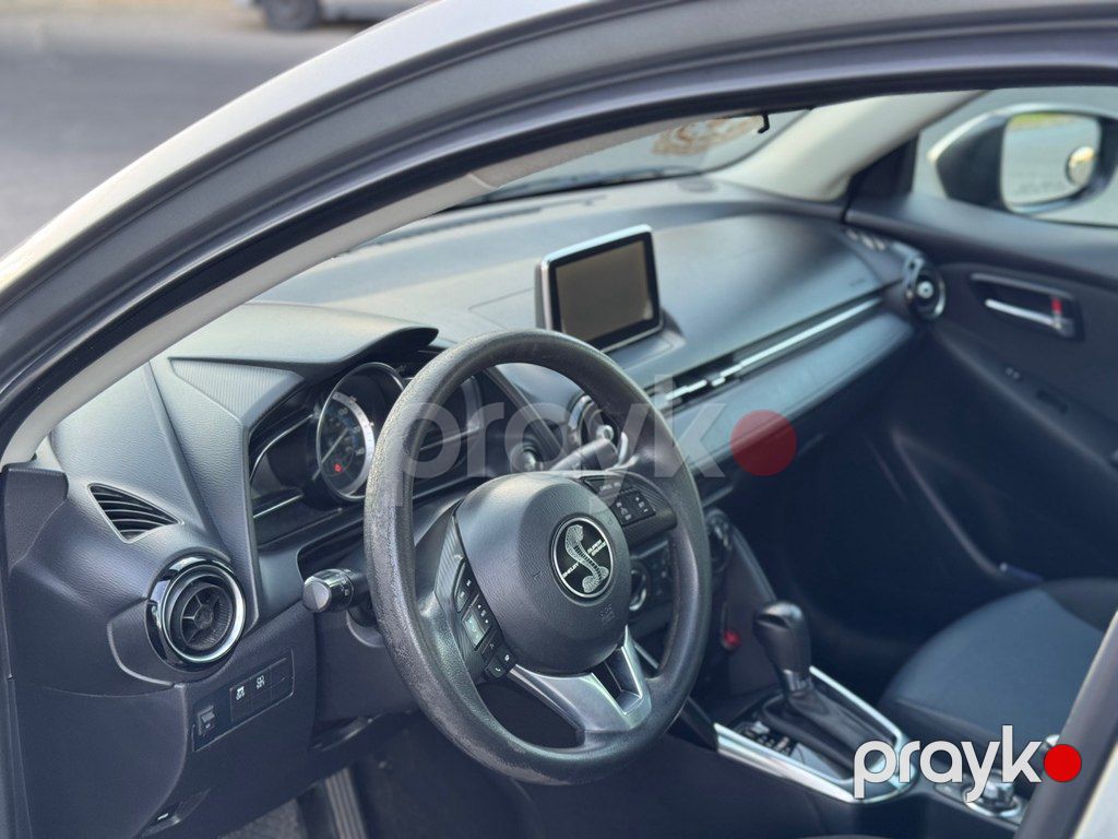 Toyota Yaris iA, 1.5 L, 2016 il, 249 700 km — Avtomobillər, Bakı (9)