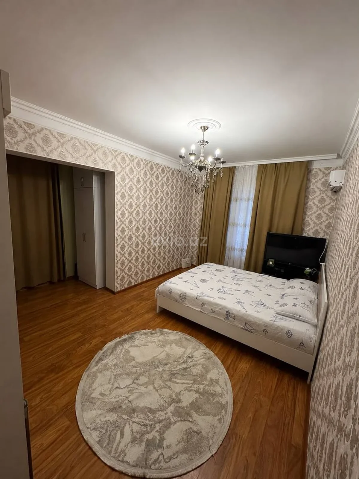 2 otaqlı orta təmirli mənzil satılır 9-cu mikrorayonda — Bakı