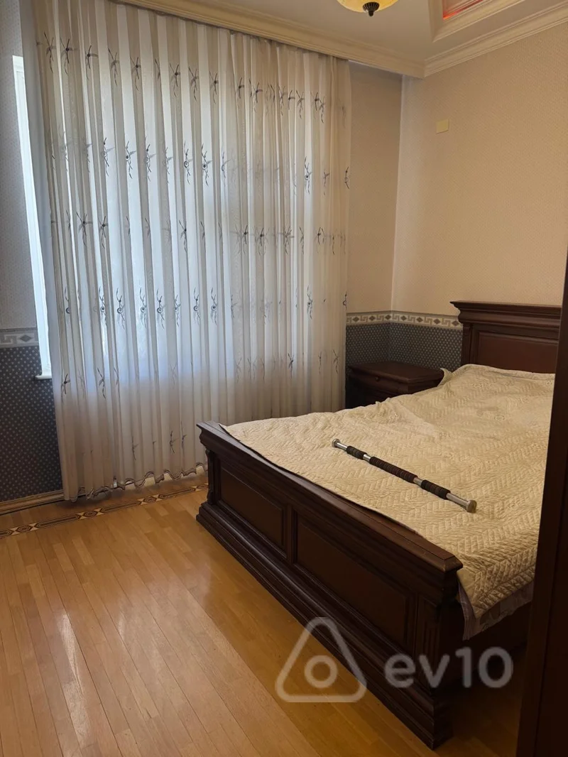 4 otaqlı mənzil, 180 m², İsmail BƏY Qutqaşınlı — Mənzil, Bakı (8)