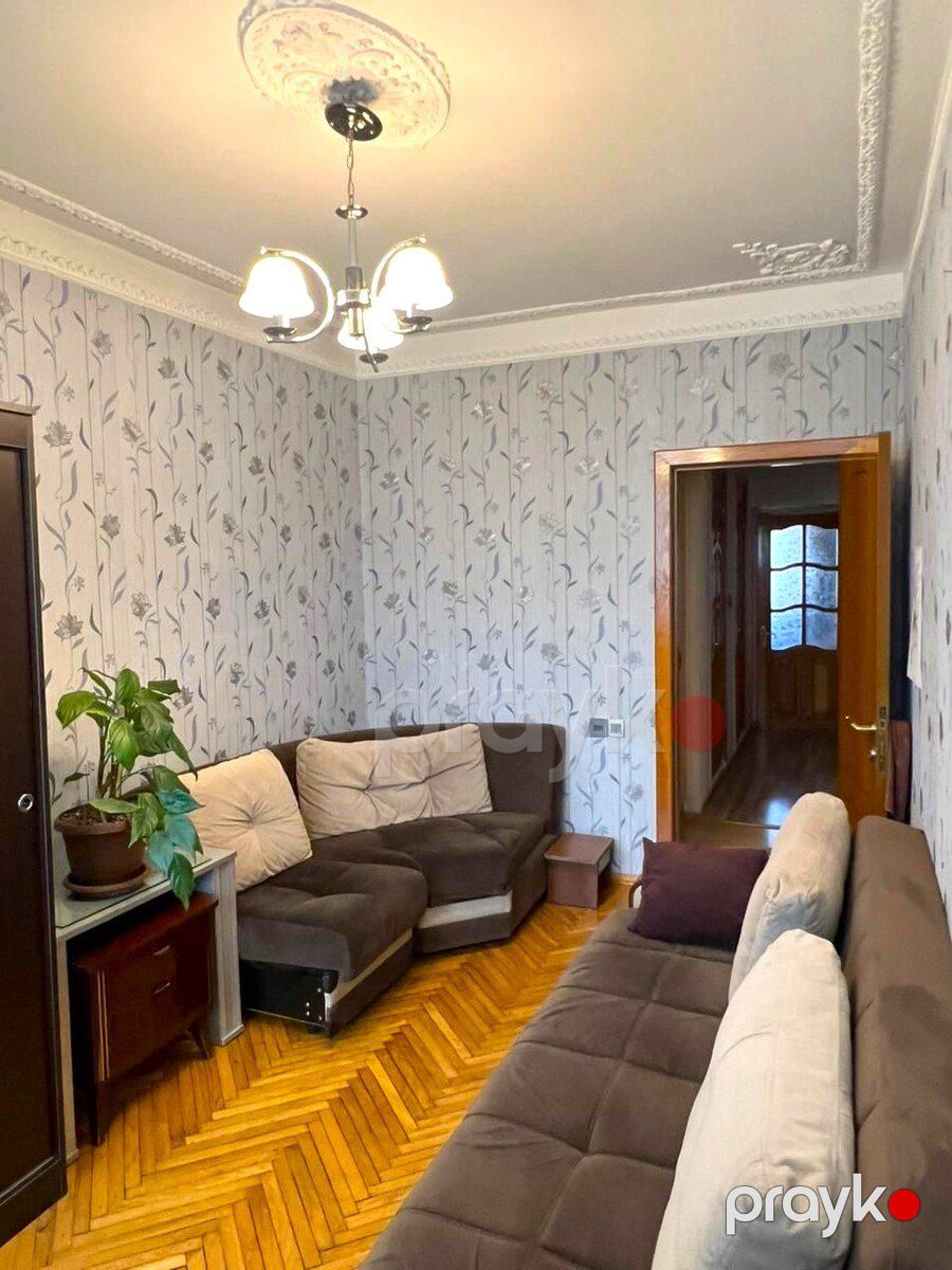Satılır 4 otaqlı köhnə tikili 110 m² — Mənzil, Bakı (10)