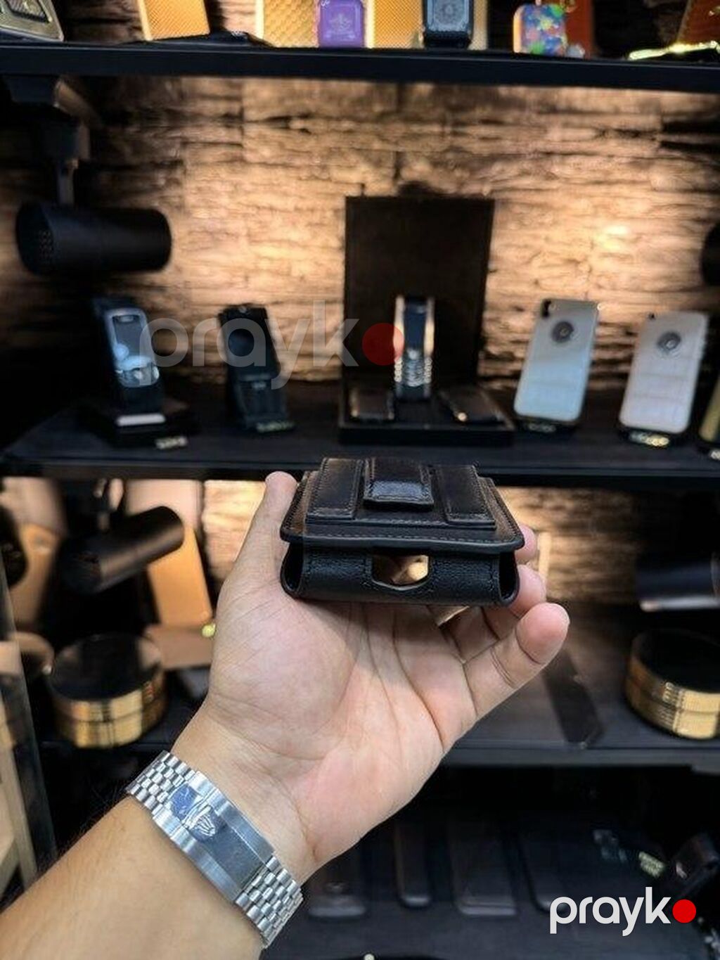 Vertu IronFlip Modeli Kabro 2024 Exclusive New Vertu IronFlip Kabro — Çexollər, Bakı (5)