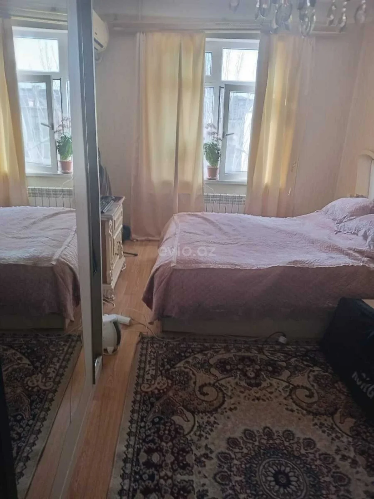 3 otaqlı orta təmirli mənzil satılır Bakıxanov qəsəbəsində — Bakı