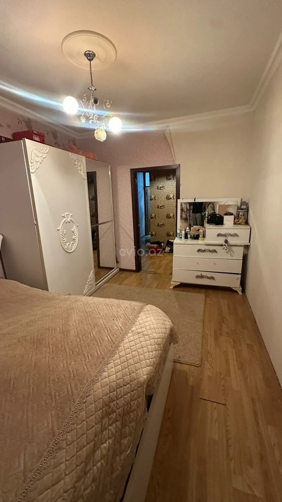 3 otaqlı tam təmirli mənzil satılır Yeni Günəşli qəsəbəsində — Mənzil, Bakı (2)