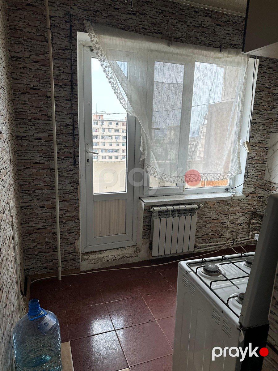 Satılır 2 otaqlı köhnə tikili 65 m² — Mənzil, Bakı (8)