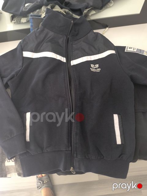 Uşaq geyim dəsti Tərkib: - Qara idman üstü (Mtljns Sports Wear) — Bakı