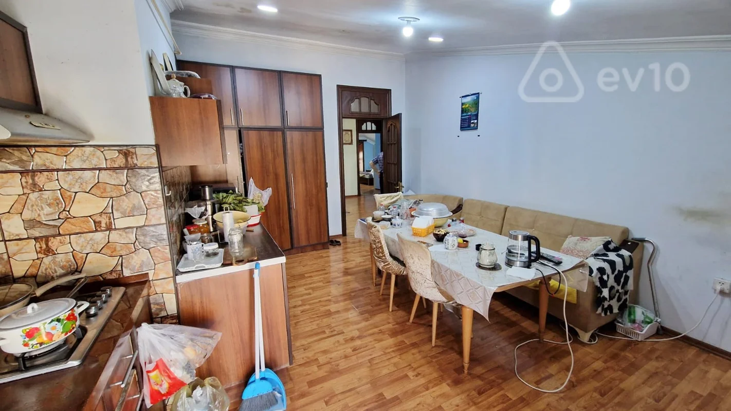 4 otaqlı mənzil, 180 m², Salatin Əsgərova — Mənzil, Bakı (6)