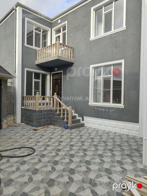 Satılır 4 otaqlı Həyət evi / Villa, 120 m², Bakı — Bakı