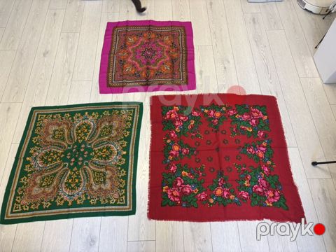 Qedım Şallar hamsı teze 3 ededı 15 azn — Bakı