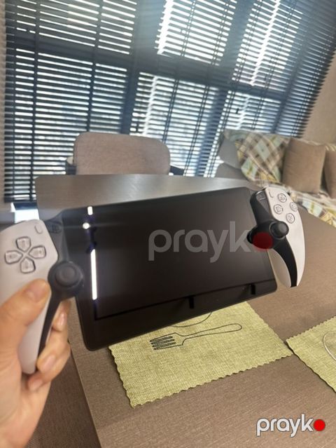 Sony PlayStation Portal Remote Player - PS5 üçün rəsmi uzaqdan oyun — Bakı