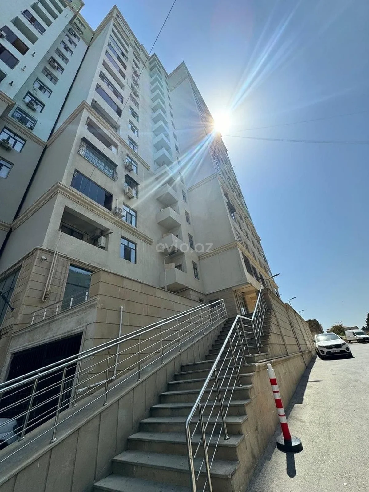 2 otaqlı tam təmirli mənzil satılır Yeni Günəşli qəsəbəsində — Mənzil, Bakı (8)