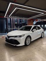 Toyota Camry, 2.5 L, 1 kWh, 2020 il, 72 561 km — Car Broker