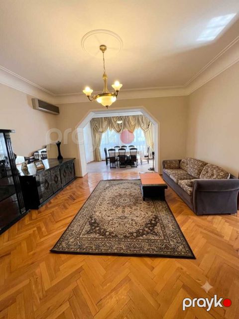 İcarəyə verilir 3 otaqlı köhnə tikili 90 m² — Bakı