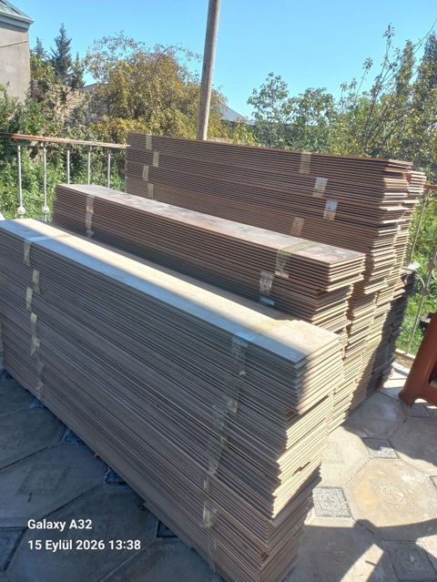 Kod 9833 Laminat satilir 5,6,7 azn Yenidi vurulub sokulub Unvan — Ikinci_el_mebel_halalliqla — Business & Equipment — Other