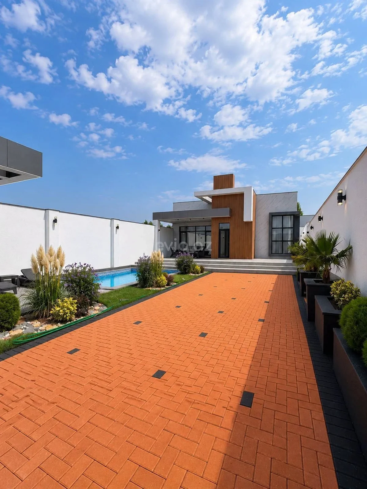 4 otaqlı villa satılır Mərdəkan qəsəbəsində — Bakı