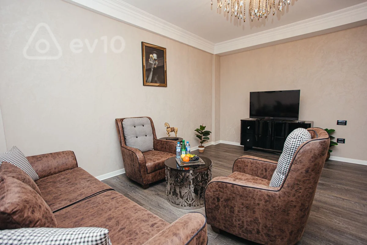 3 otaqlı mənzil, 150 m², nizami metro — kirayə — Mənzil, Bakı (2)