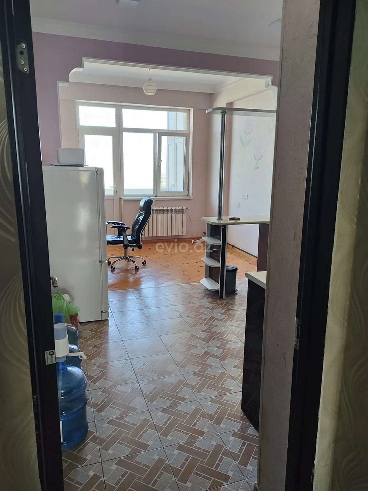 3 otaqlı tam təmirli mənzil satılır Yeni Günəşli qəsəbəsində — Mənzil, Bakı (4)