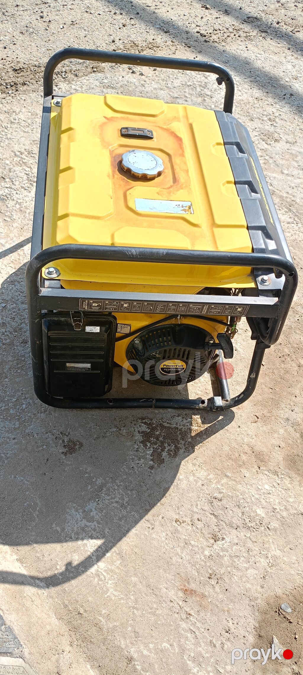 Məhsul: Benzinli generator Model üzərində yazı: “PowerFull Gasoline — Generatorlar, Digah (5)