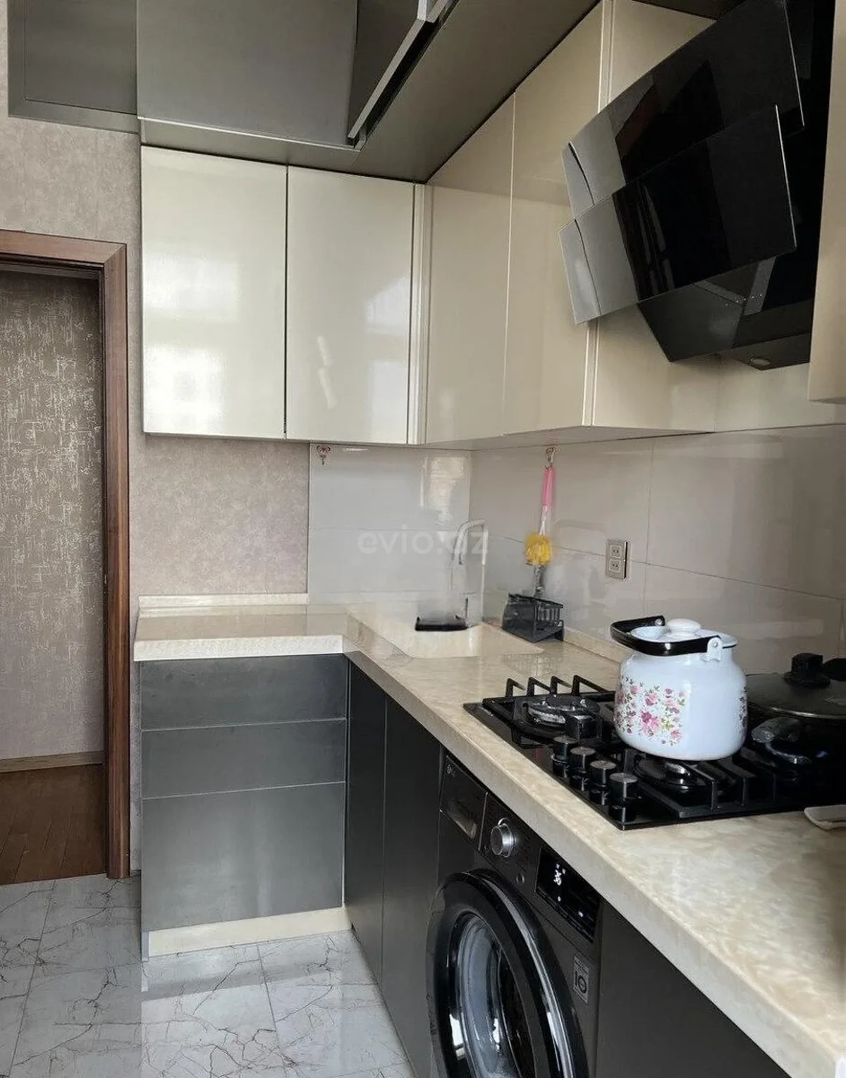 Kirayə 3 otaqlı mənzil Həzi Aslanov metrosu yaxınlığında — Mənzil, Bakı (11)