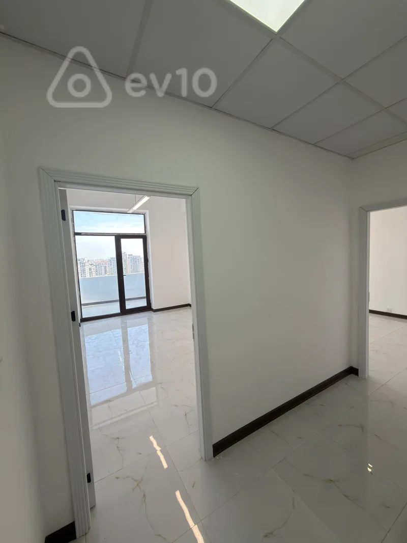 Ofis, 134 m², 28 May Metronun yaxınlığı — kirayə — Ofis, Bakı (3)