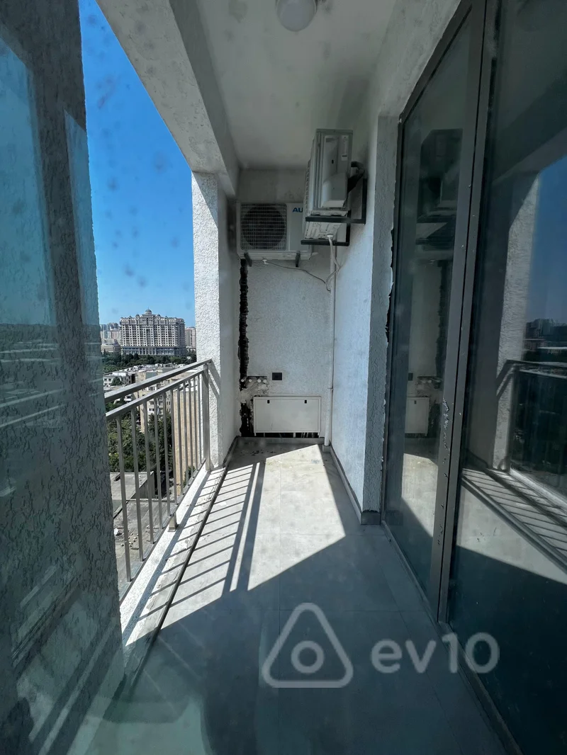 3 otaqlı mənzil, 100 m², İsmail BƏY Qutqaşınlı — Mənzil, Bakı (10)
