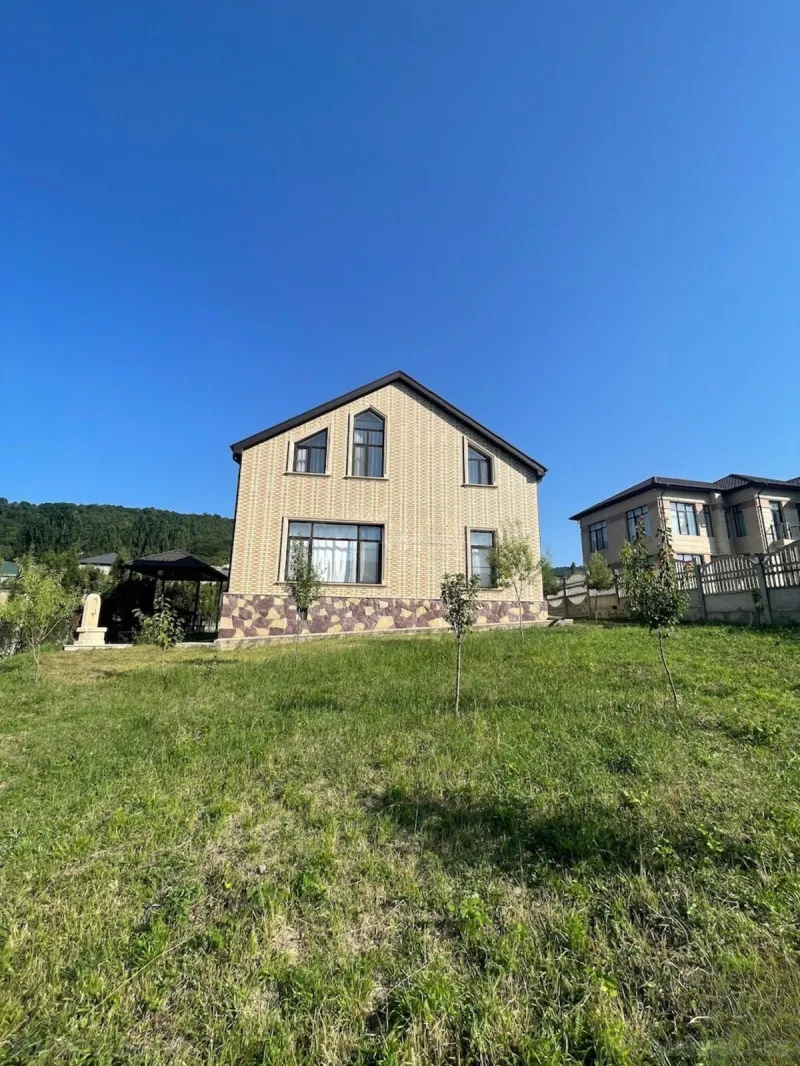 Satılır 4 otaqlı Həyət evi 200 m² Quba — Ev, villa, Quba (3)