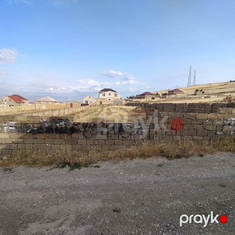 8 sot torpaq sahəsi, Çiçək qəs — Bakı