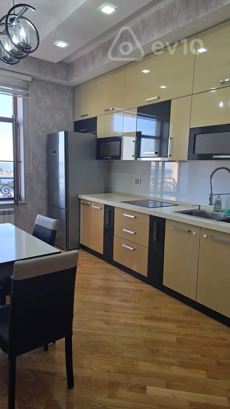 3 otaqlı mənzil, 1900 m², Yaşıl Ada küçəsi — kirayə — Mənzil, Bakı (4)