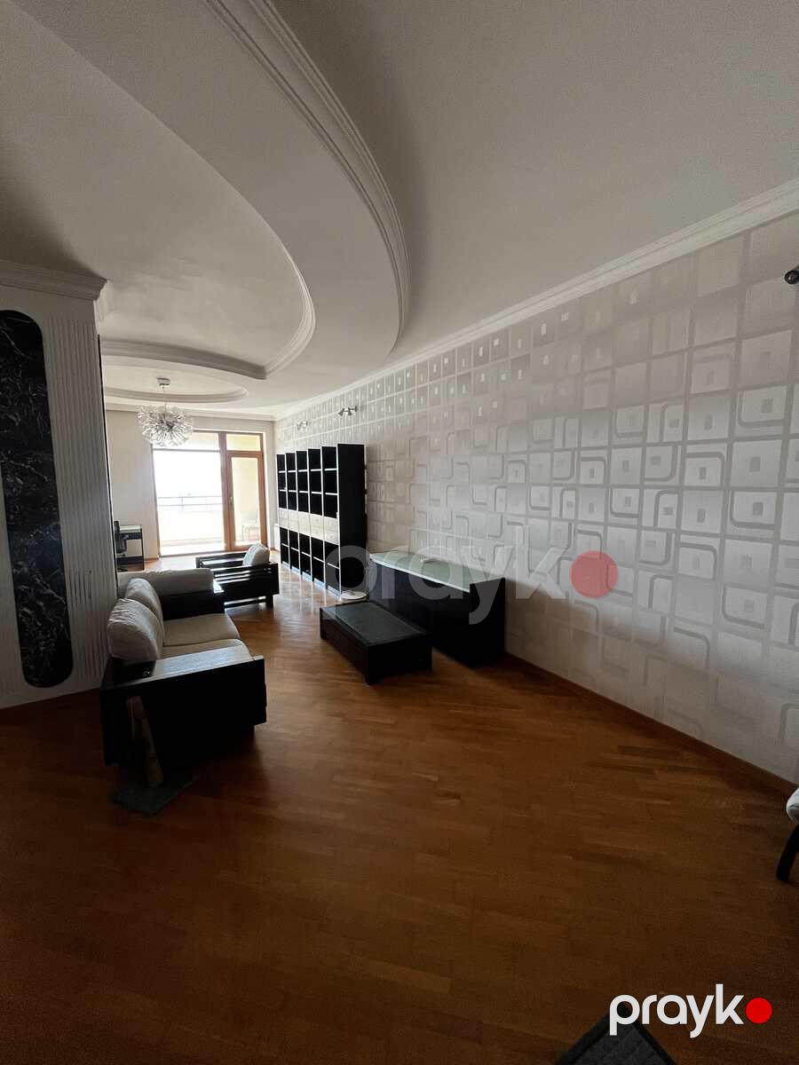 İcarəyə verilir 4 otaqlı yeni tikili 210 m² — Mənzil, Bakı (2)