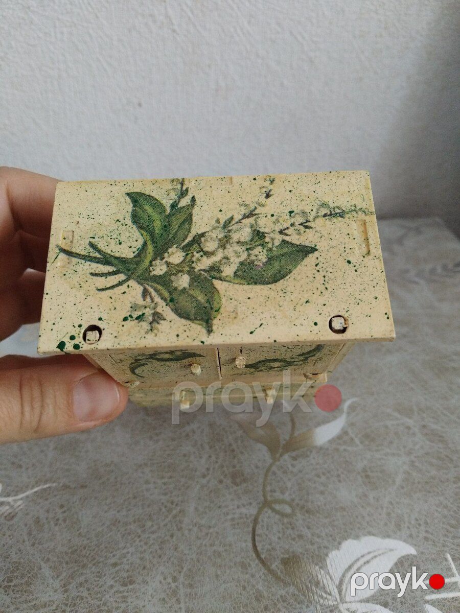 Mini dolab — Kolleksiyalar, Bakı (2)