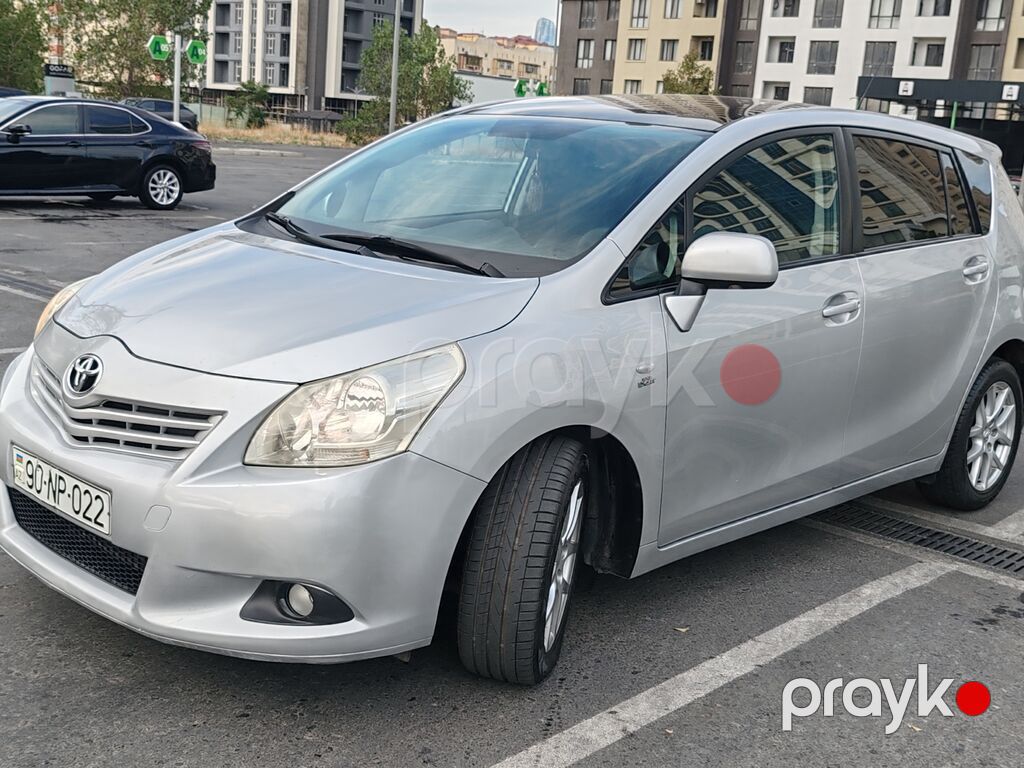 Toyota Verso: 2.2 l 2009 il Van/Minivan 90-NP-022 — Avtomobillər, Bakı (2)