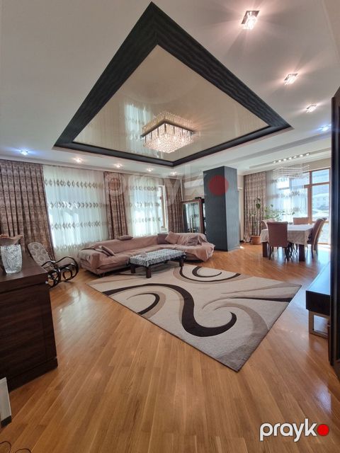 Satılır 4 otaqlı yeni tikili 175 m² — Bakı