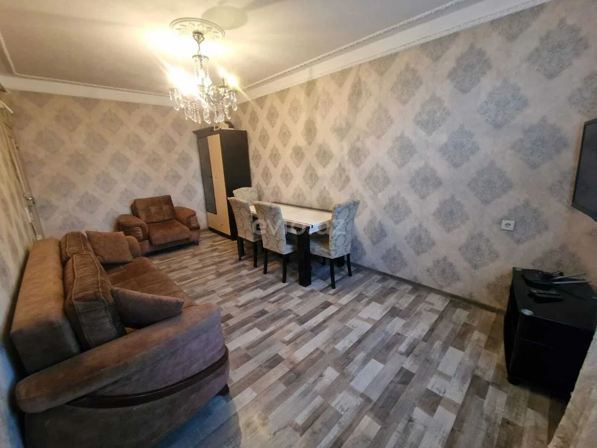 Kirayə 3 otaqlı mənzil Yeni Günəşli qəsəbəsində — Bakı