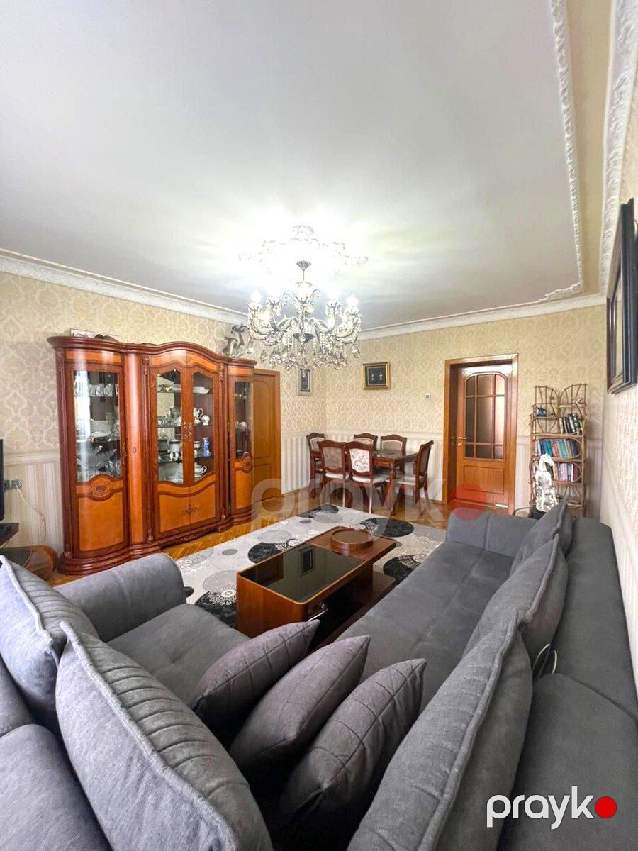 Satılır 4 otaqlı köhnə tikili 110 m² — Mənzil, Bakı (2)