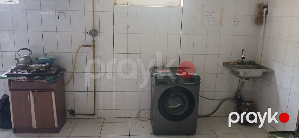 Köməkçi yataqxana/hostel tipli obyekt – uzun dəhliz boyunca pərdələrlə — Mənzil, Bakı (3)