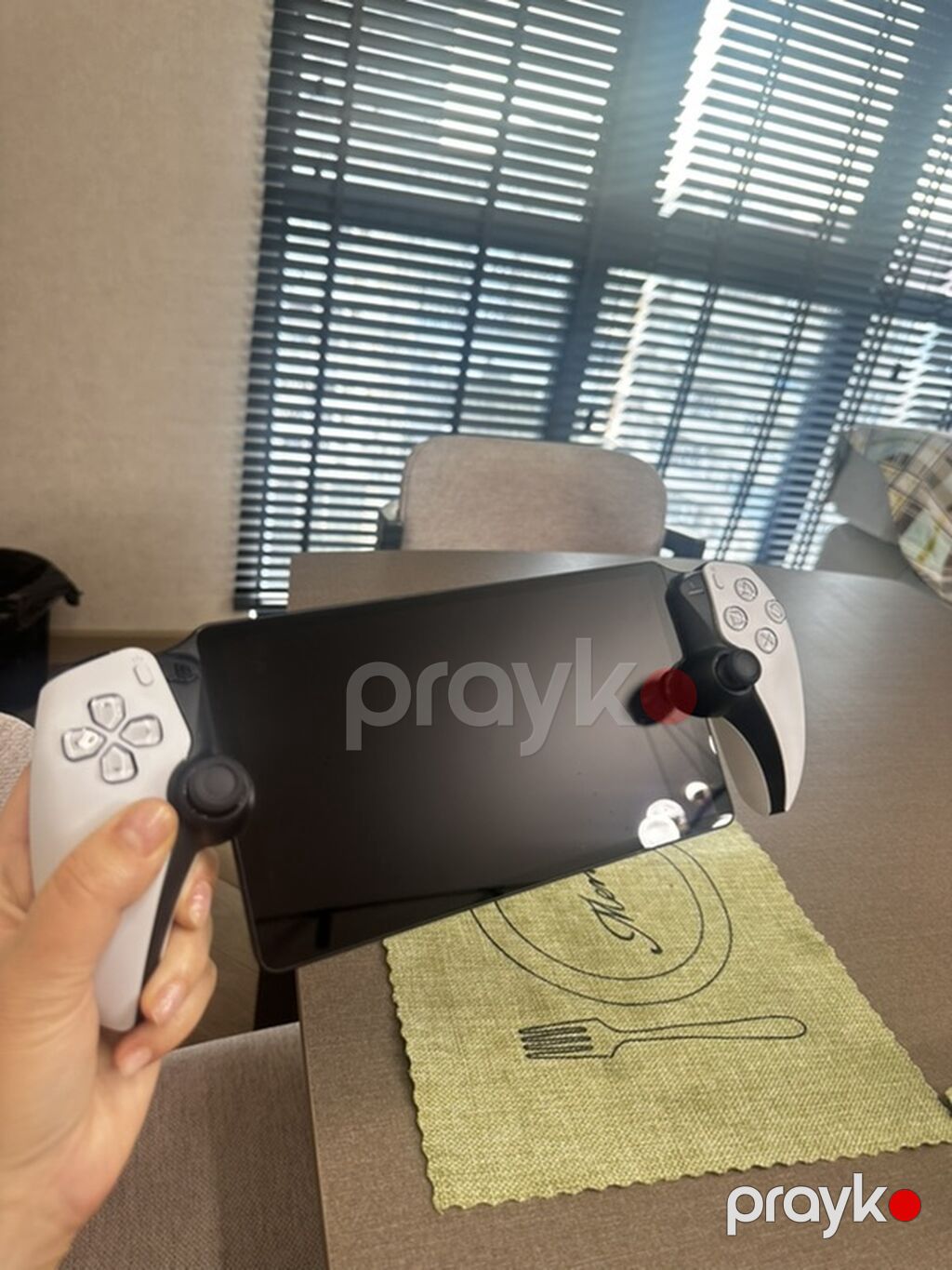 Sony PlayStation Portal Remote Player - PS5 üçün rəsmi uzaqdan oyun — Oyun konsolları, Bakı (3)