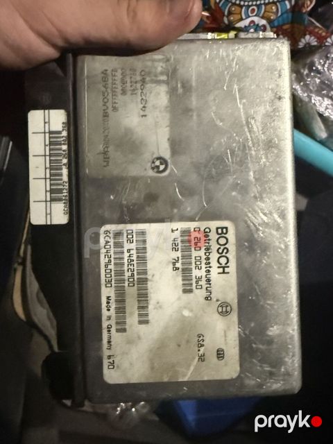 BMW E39 5HP18 avtomat karopkanin üst beyni. Arxasi acilmayib. Original — Gəncə