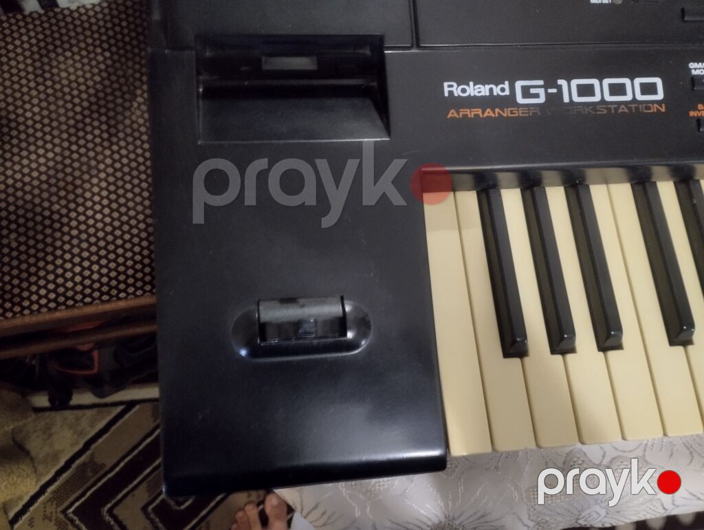 Sintezator, Roland, İşlənmiş — Pianino və digər klaviş alətləri, Masazır (5)