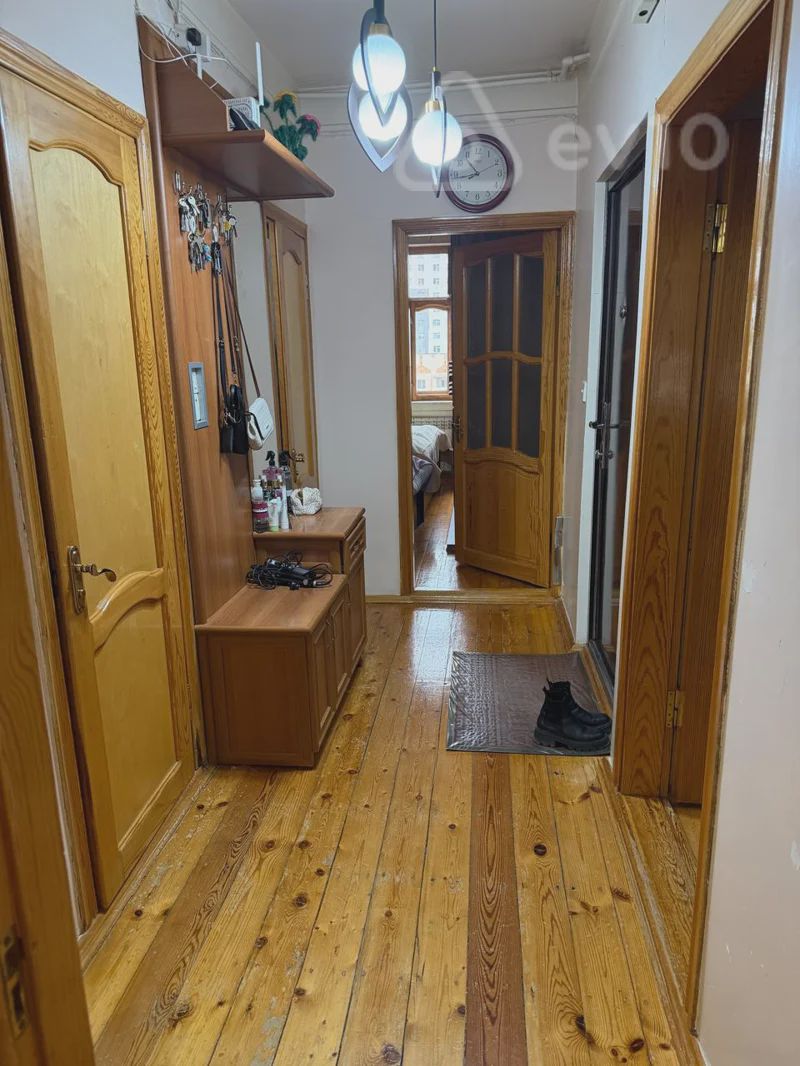 For sale: 2-room apartment (old building), 60 m² — Mənzil, Bakı (2)