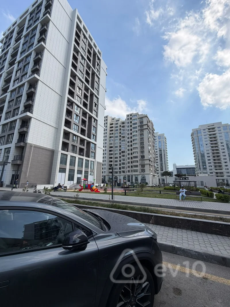 3 otaqlı mənzil, 80 m², Heydər Əliyev prospekti — kirayə — Bakı