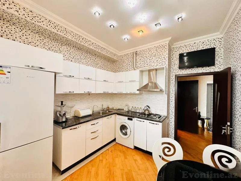Kirayə verilir 2 otaqlı Mənzil Yeni tikili 55 m² Bakı, Nəsimi r., 8 Noyabr m — Mənzil, Bakı (4)