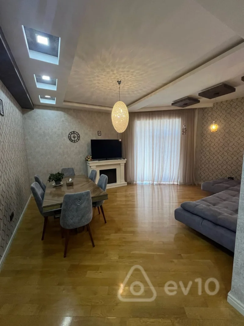 3 otaqlı mənzil, 105 m², Xəqani Rüstəmov küçəsi — kirayə — Mənzil, Bakı (2)
