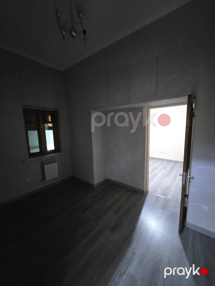 İcarəyə verilir 4 otaqlı köhnə tikili 75 m² — Mənzil, Bakı (8)