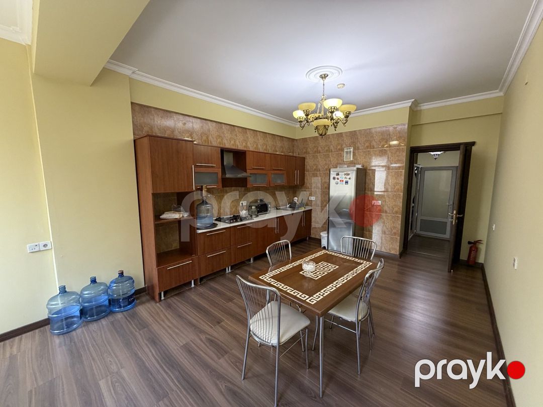 Satılır 4 otaqlı yeni tikili 198 m² — Mənzil, Bakı (6)