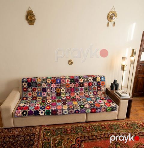 Divanüstü — Bakı