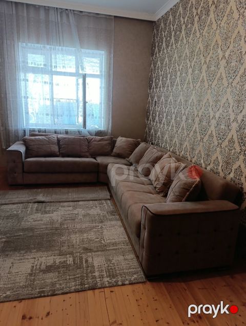 Künc divan, İşlənmiş, Açılan, Bazalı — Bakı